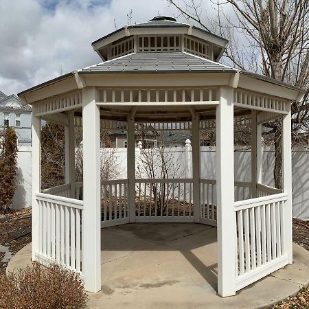 Edgar Olin House (Adults Only) Bed and Breakfast Pueblo Exteriör bild