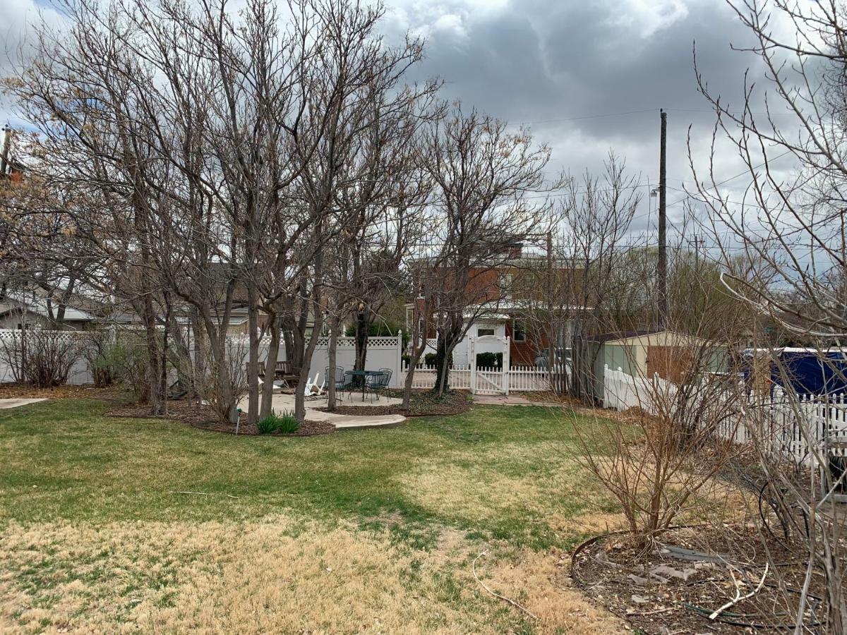 Edgar Olin House (Adults Only) Bed and Breakfast Pueblo Exteriör bild